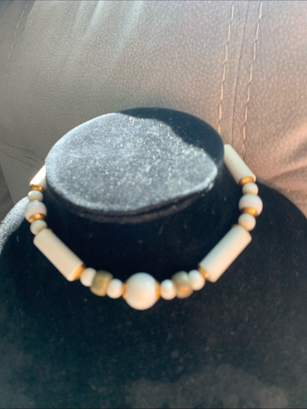 Vintage White and Gold Beaded Women'sChoker necklace